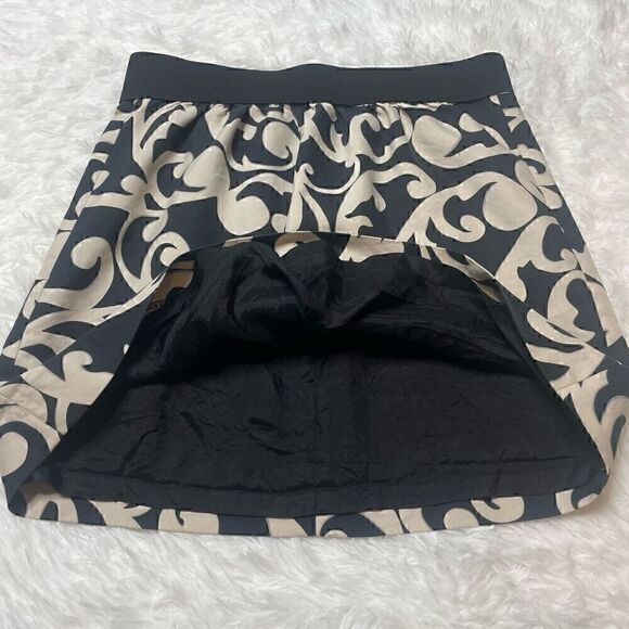LOFT Ann Taylor Mini Skirt Cotton Silk Size 6 Stretchy Waistband Black Beige - Picture 2 of 8